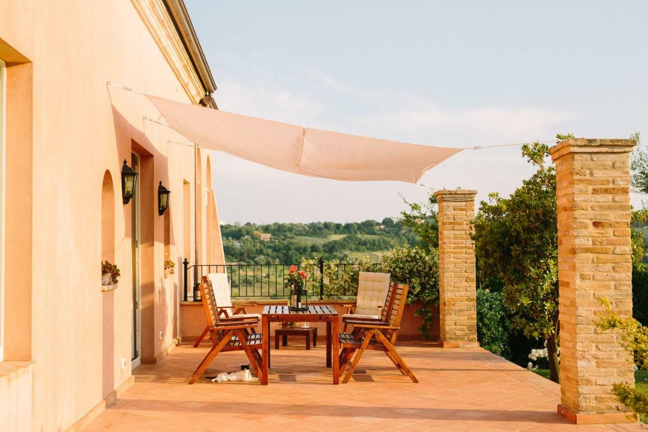 Nontiscordardime B&B Villa Agriturismo 시비타노바 마르셰 외부 사진