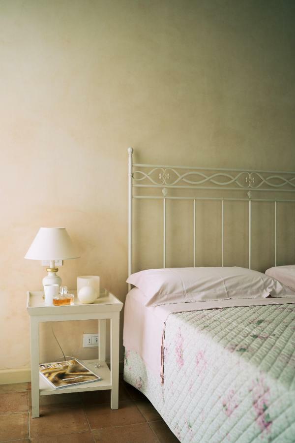 Nontiscordardime B&B Villa Agriturismo 시비타노바 마르셰 외부 사진