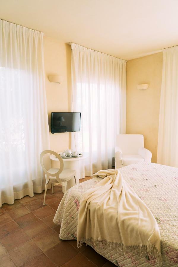 Nontiscordardime B&B Villa Agriturismo 시비타노바 마르셰 외부 사진