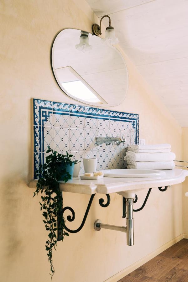 Nontiscordardime B&B Villa Agriturismo 시비타노바 마르셰 외부 사진